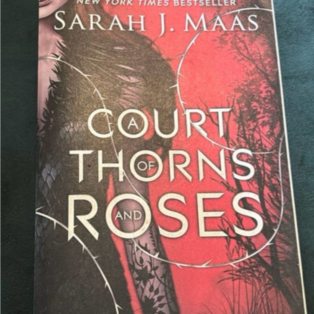 OPP Cover A Court of Thorns and Roses Paperback